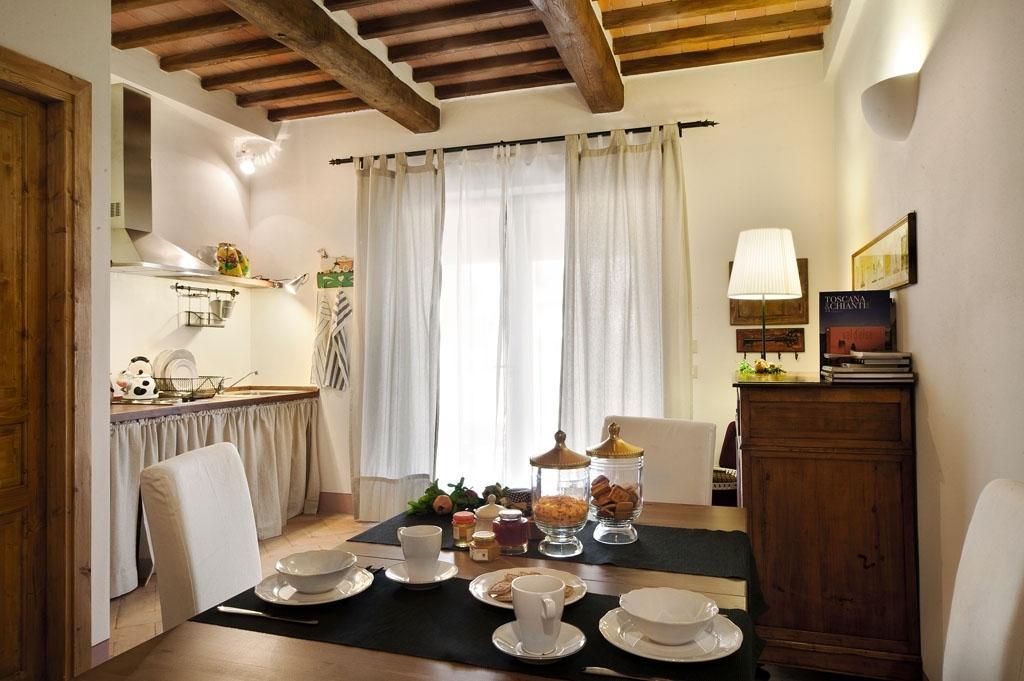 Bed and Breakfast Bosco Ai Marzi Poggibonsi Exterior foto